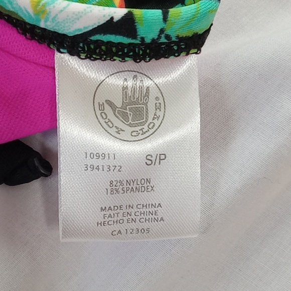 BODY GLOVE  Bikini Top SMALL PETITE Swim Vacation Multi-color PADDED New Summer - Picture 6 of 6